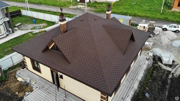 преимущества четырехскатной крыши