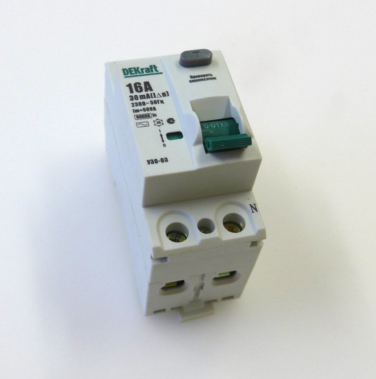 Выключатель дифференциального тока (УЗО) 2P 16А 30мА AC УЗО-03 6кА DEKraft