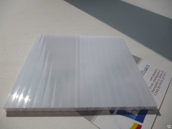 Сотовый поликарбонат 8 мм белый Rational 2,1х6 м