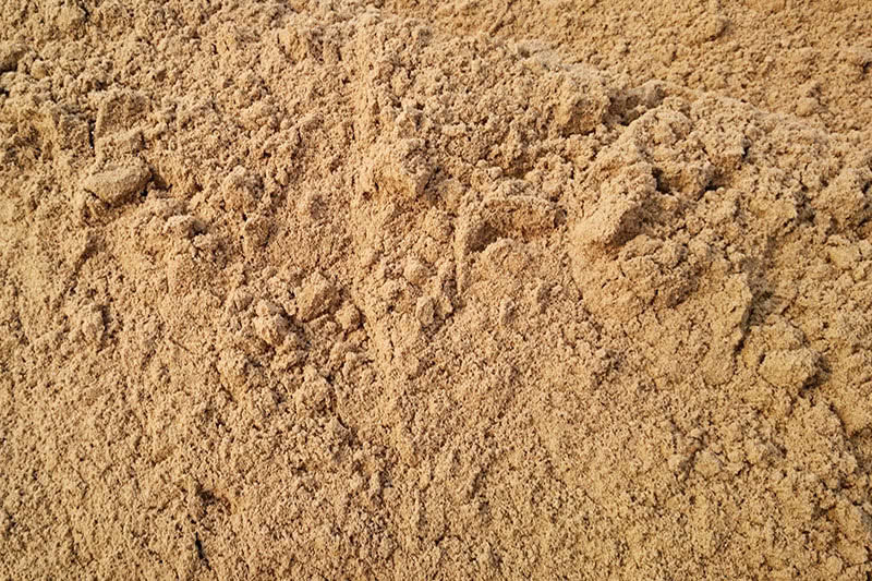 Песок строительный фракции 1,5-2 мм для стяжки пола