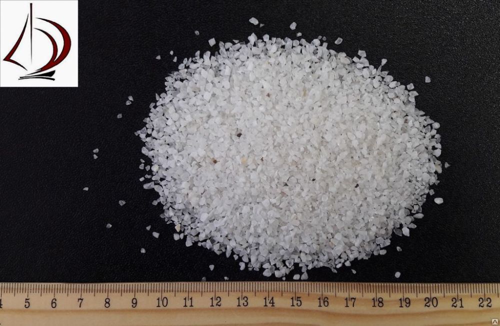 Песок кварцевый белый дробленый фракции 0,8-2,0 в мешках по 25 кг