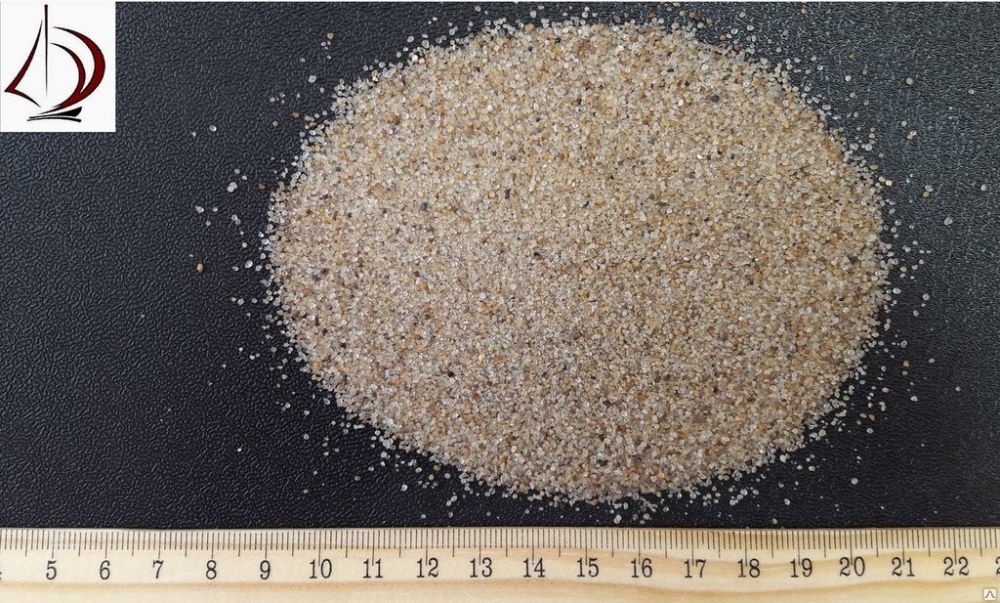 Песок кварцевый фракции 0,5-1,2 в мешках по 25 кг