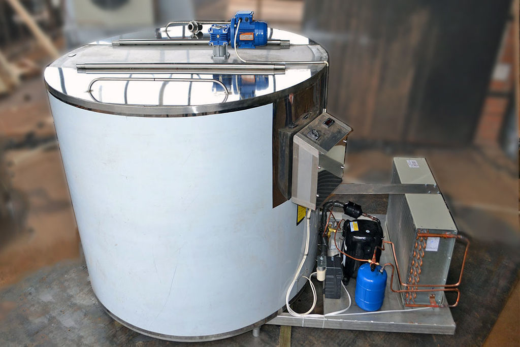 Охладитель молока вертикального типа ОМВТ (Шайба) 2,5м3